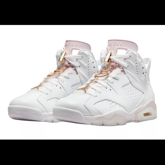 Women’s Air Jordan 6 Gold Hoop size 7.5 - Picture 2 of 10